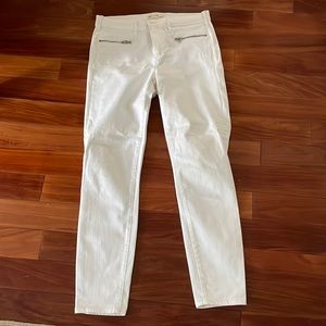 GAP 1969 white jeans- true skinny, zip pockets, stretch NWOT! sz 29